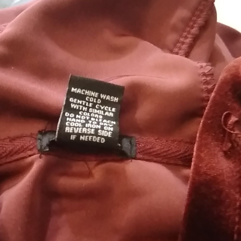 Rue21 Junior Belvet Burgundy And Pink Size XS Sweater - Picture 7 of 9